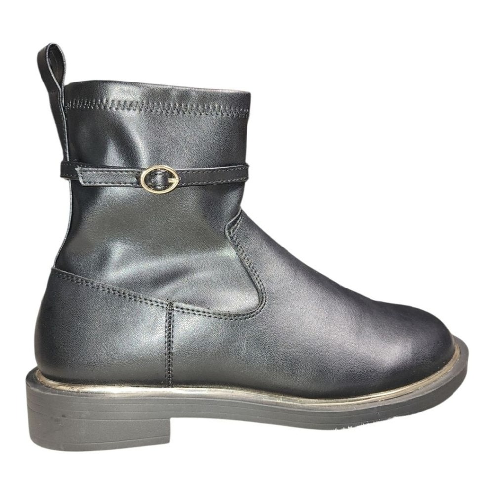 Zara Ankle Boots Womens 38 Black Faux Leather Buckle Moto Minimalist Chic grunge